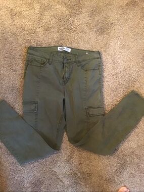 Old navy cargo pant size 12 , Rockstar high rise secret slim pockets